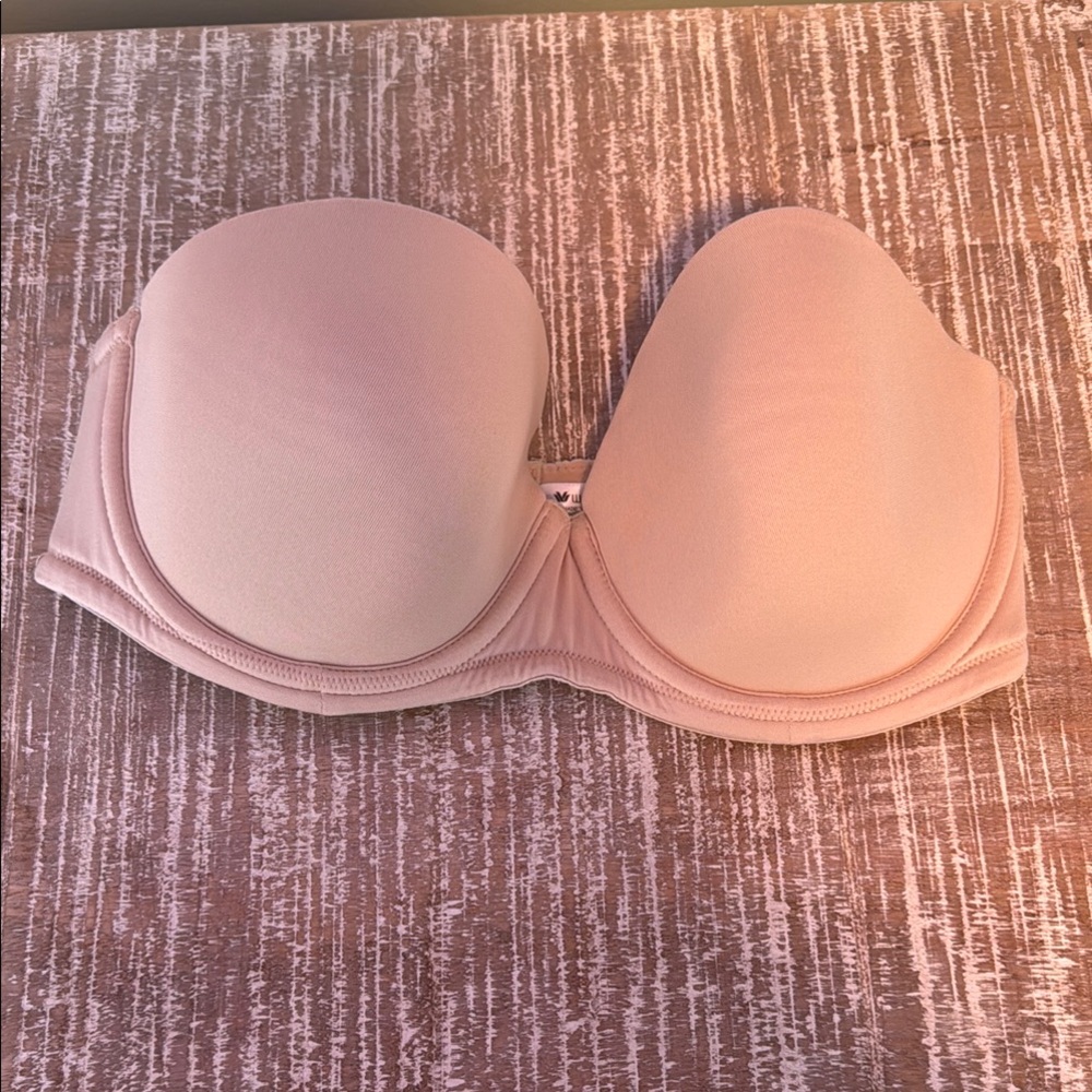 Wacoal Nude Strapless Bra. size 34D